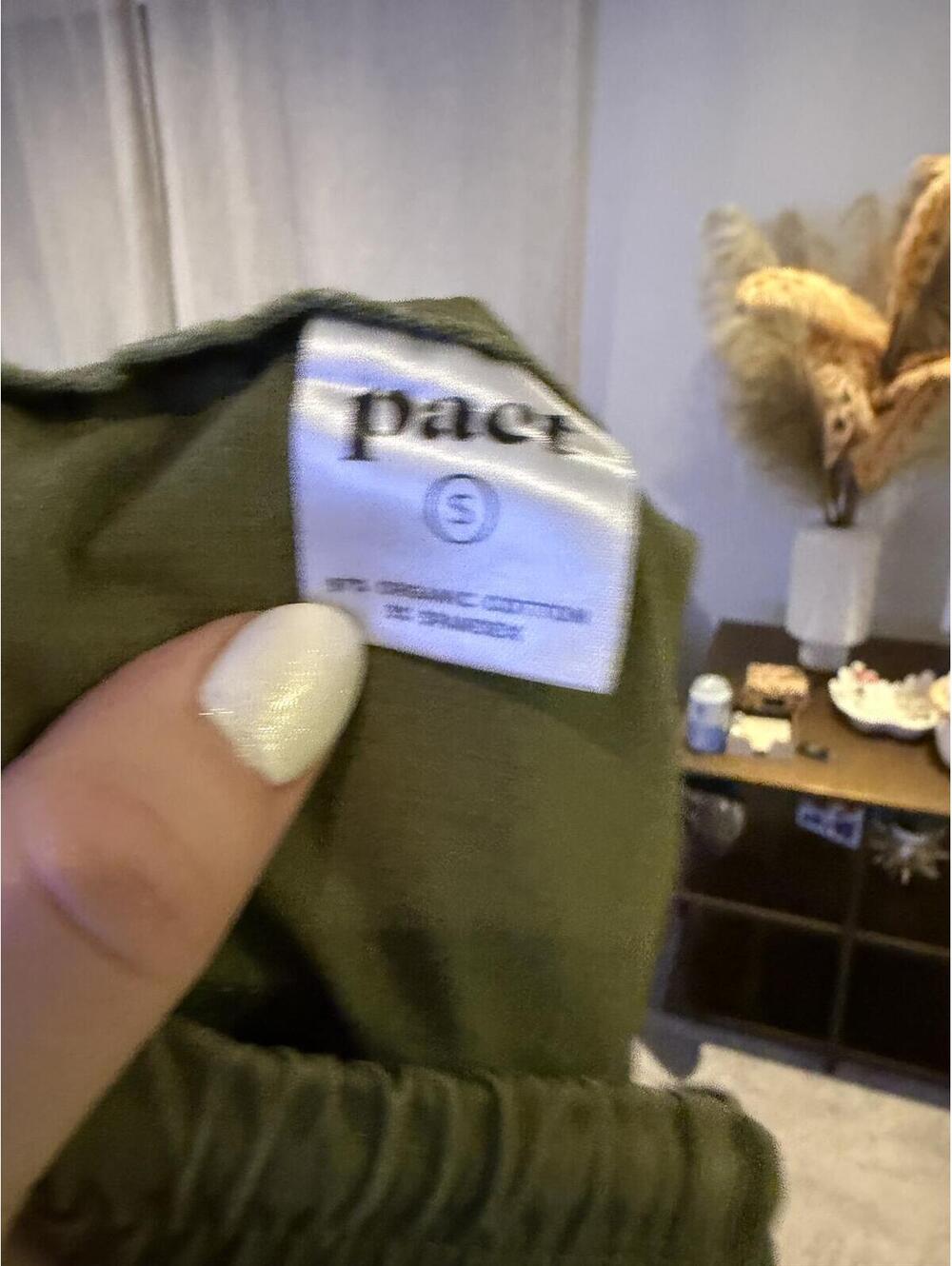Pact Women's Olive Green Woven Organic Cotton Drawstring Shorts Size Small - Picture 5 of 6
